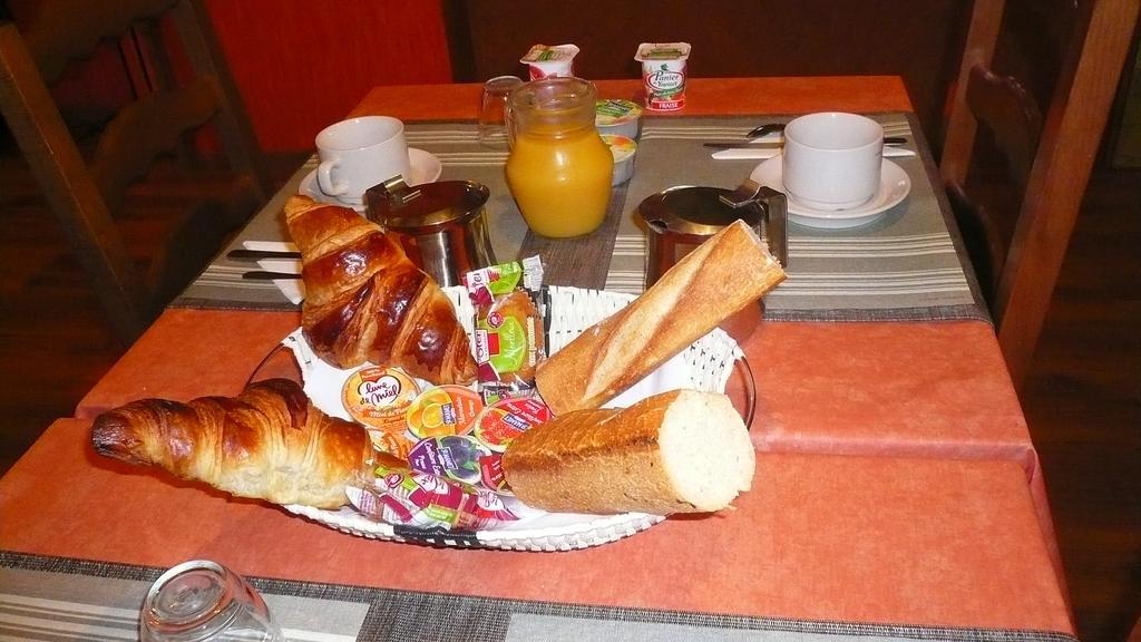 Hotel L'Europeen Tarbes Luaran gambar