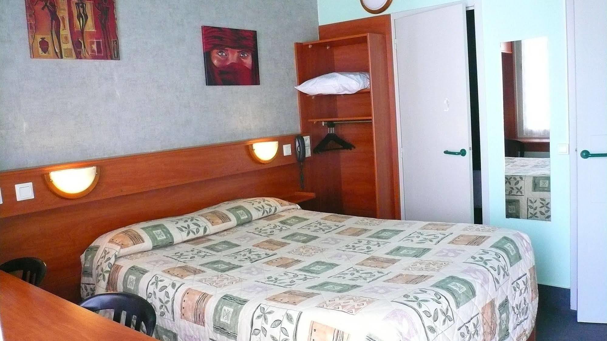 Hotel L'Europeen Tarbes Luaran gambar